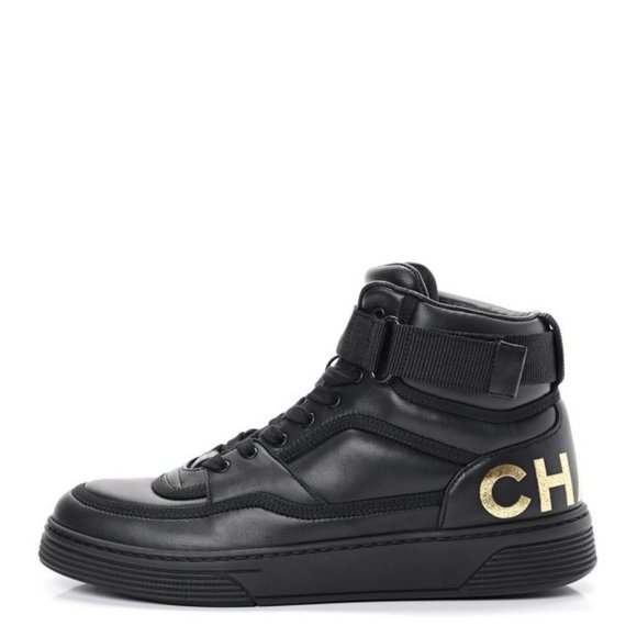 CHANEL Accessories - CHANEL Sneakers 39.5